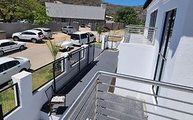 Kanyamazane Guesthouse 1214